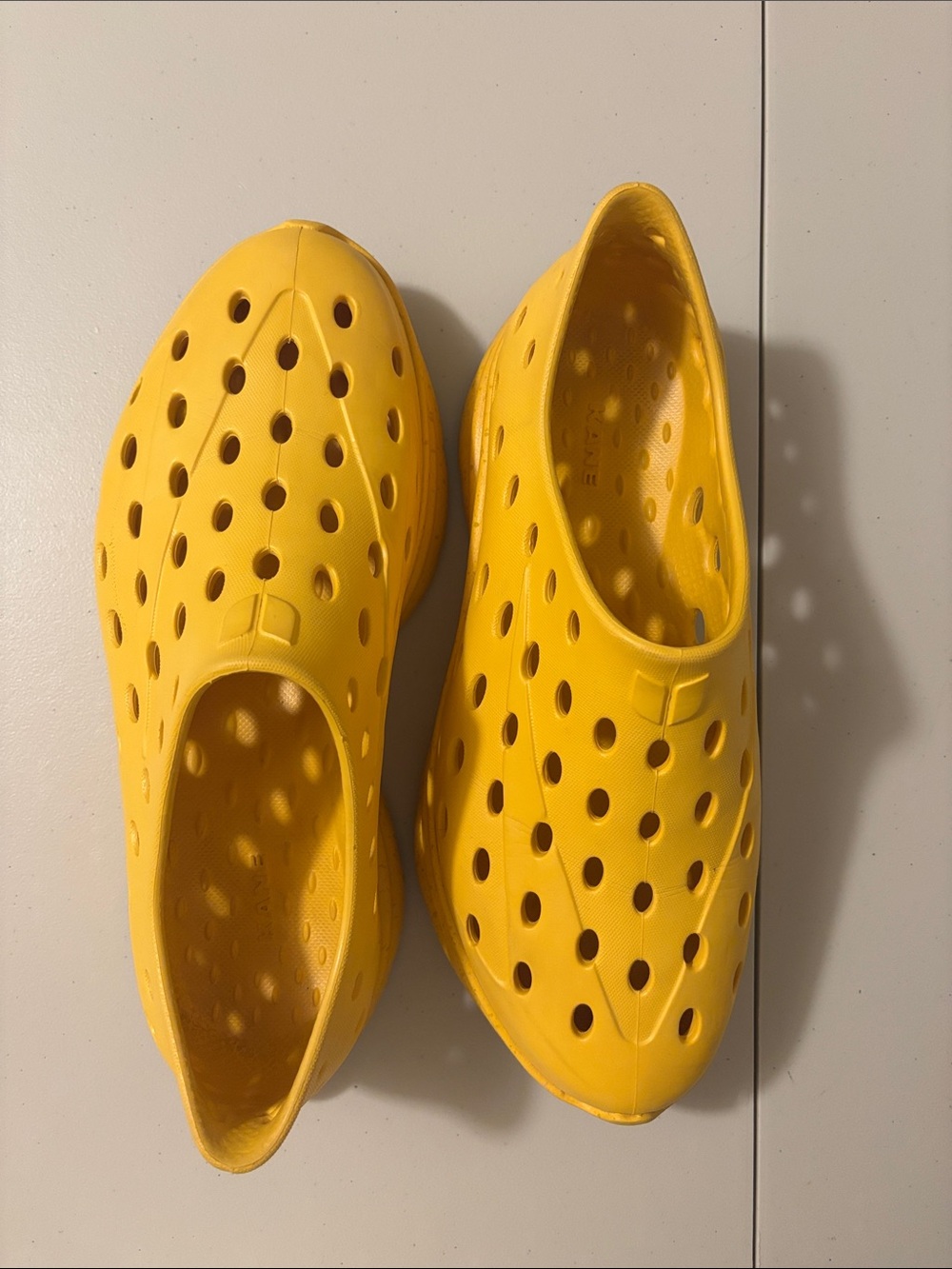 Kane Mens Yellow Recovery Shoes Size 14 Performance Athlete Running Gorpcore Gym